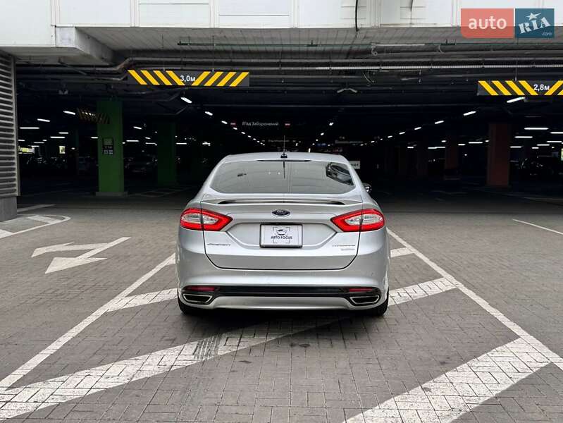 Седан Ford Fusion 2015 в Києві
