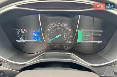 Седан Ford Fusion 2015 в 