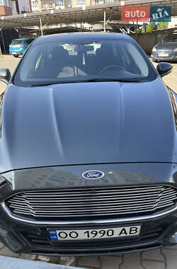 Седан Ford Fusion 2014 в Одесі