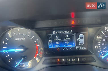 Седан Ford Fusion 2014 в 