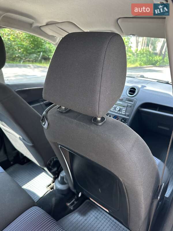 Хэтчбек Ford Fusion 2007 в Киеве