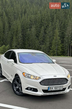 Седан Ford Fusion 2014 в 