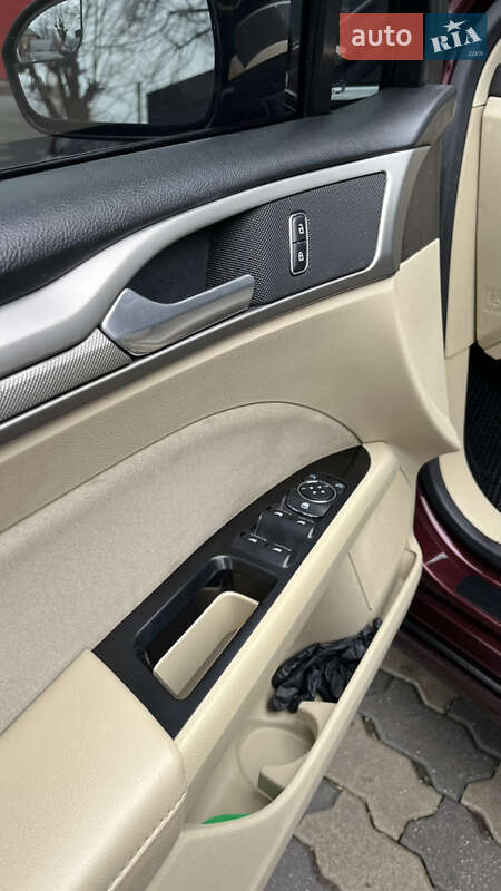 Седан Ford Fusion 2013 в Черновцах фото 10 Седан Ford Fusion 2013 в Черновцах