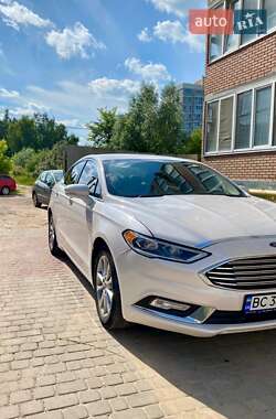 Седан Ford Fusion 2017 в 