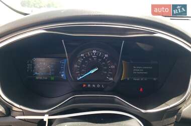 Седан Ford Fusion 2018 в 