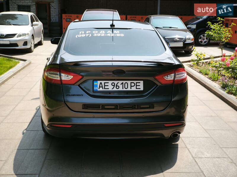 Седан Ford Fusion 2015 в Днепре