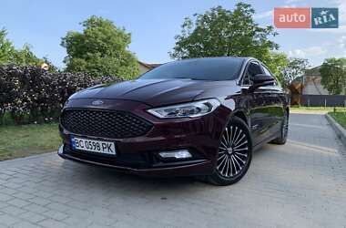 Седан Ford Fusion 2016 в Львові