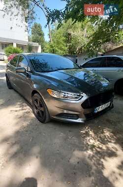 Седан Ford Fusion 2013 в 