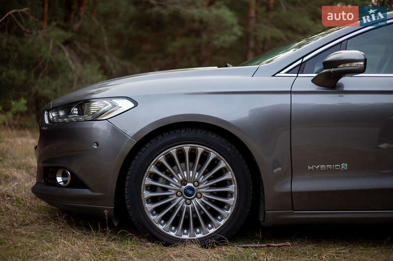 Седан Ford Fusion 2013 в Кременчуге