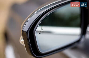 Седан Ford Fusion 2013 в 
