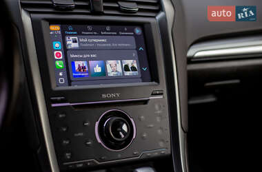 Седан Ford Fusion 2013 в 