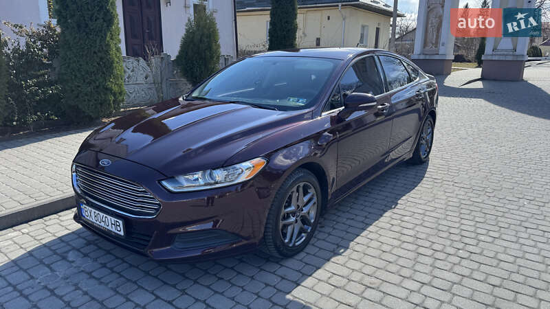 Седан Ford Fusion 2013 в 