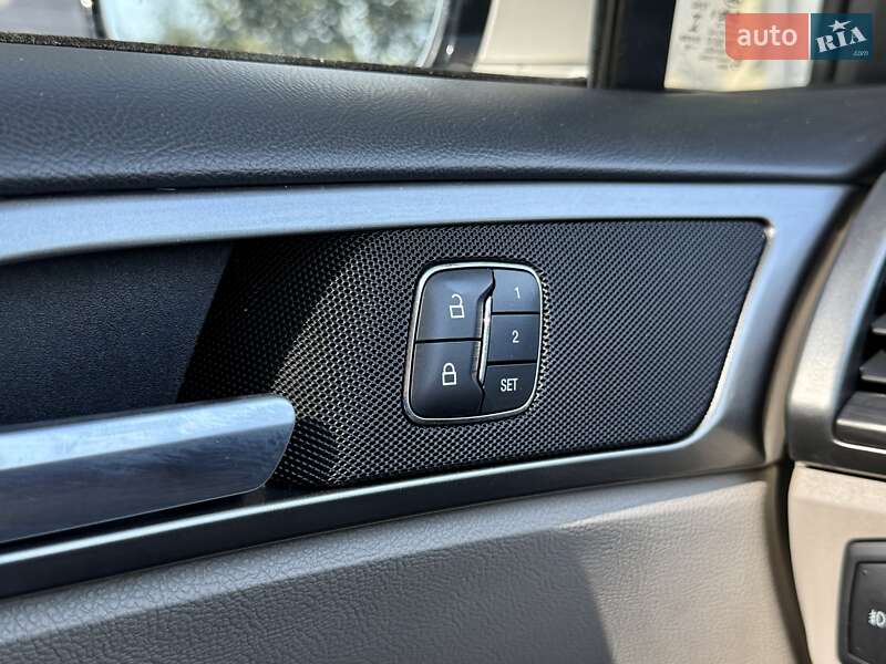 Седан Ford Fusion 2016 в Харкові