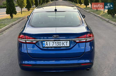 Седан Ford Fusion 2017 в 