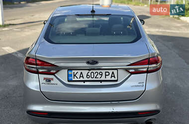 Седан Ford Fusion 2017 в 