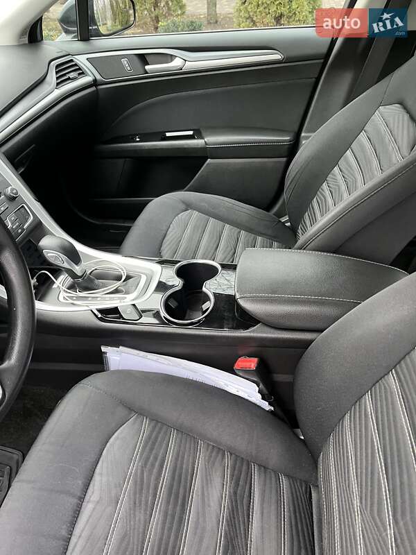 Седан Ford Fusion 2016 в Киеве