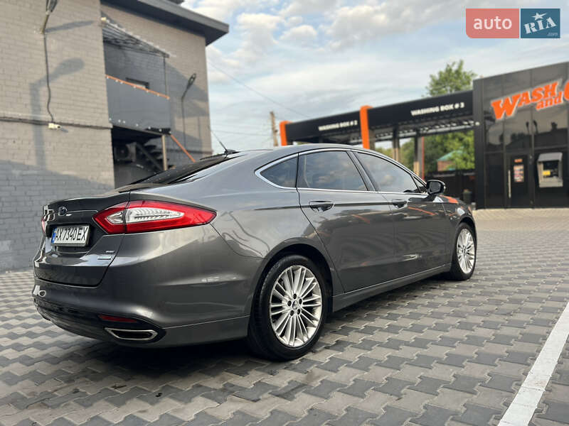 Седан Ford Fusion 2014 в Харькове
