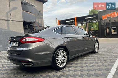 Седан Ford Fusion 2014 в 