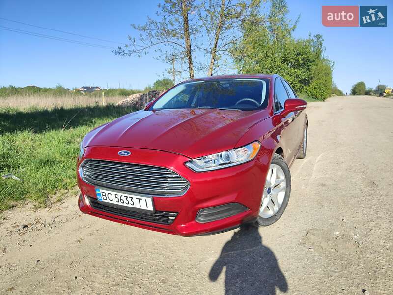 Седан Ford Fusion 2015 в Дрогобыче