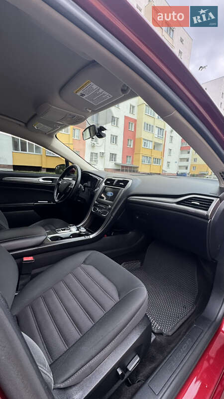 Седан Ford Fusion 2017 в Харкові