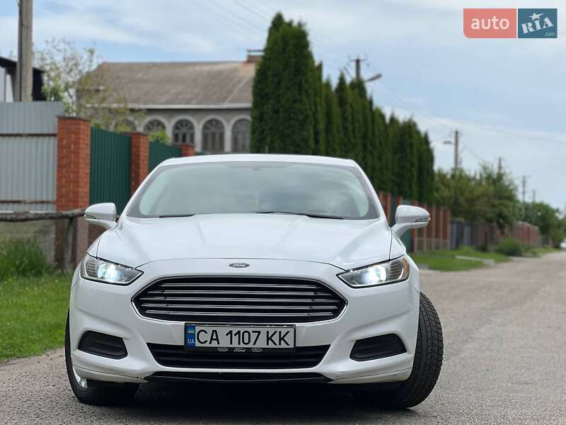 Седан Ford Fusion 2014 в Корсуне-Шевченковском