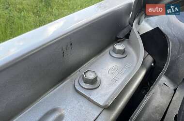 Хэтчбек Ford Fusion 2011 в 