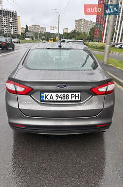 Седан Ford Fusion 2014 в 