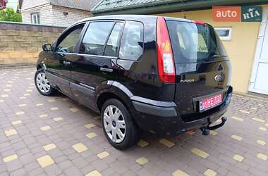Хэтчбек Ford Fusion 2008 в 