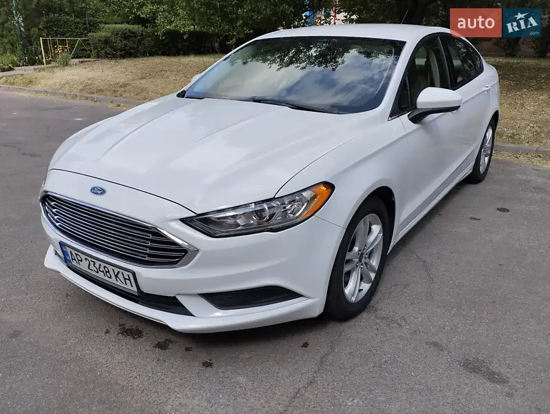 Седан Ford Fusion 2018 в 