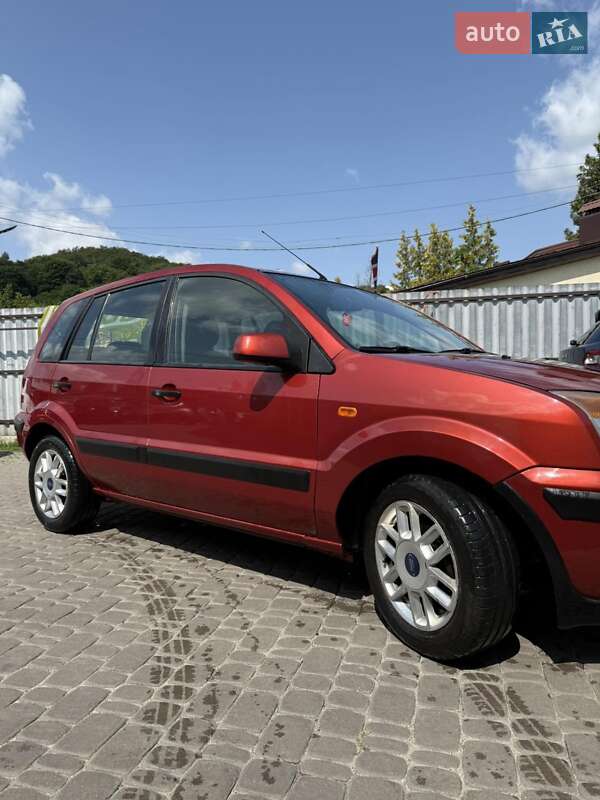 Хетчбек Ford Fusion 2008 в Львові