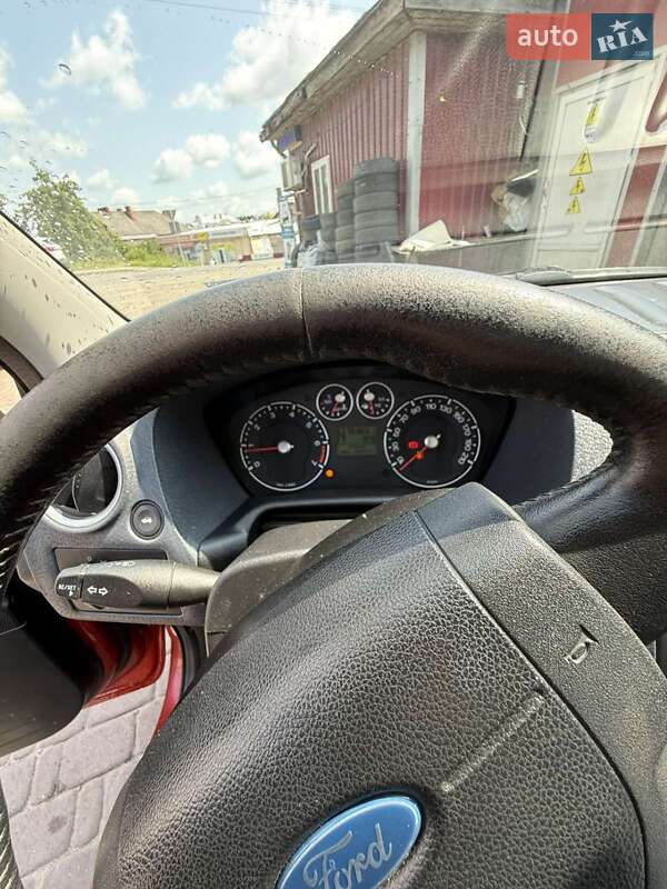 Хетчбек Ford Fusion 2008 в Львові