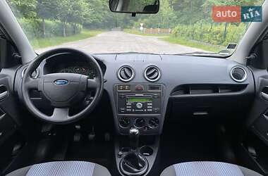 Хетчбек Ford Fusion 2008 в 