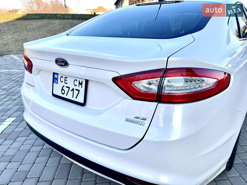 Седан Ford Fusion 2014 в Черновцах