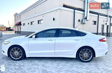 Седан Ford Fusion 2014 в 
