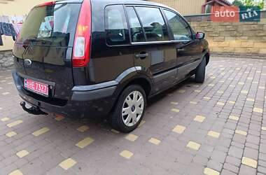 Хэтчбек Ford Fusion 2008 в 