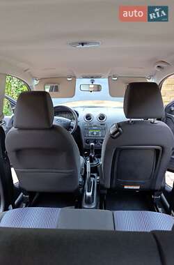 Хэтчбек Ford Fusion 2008 в 