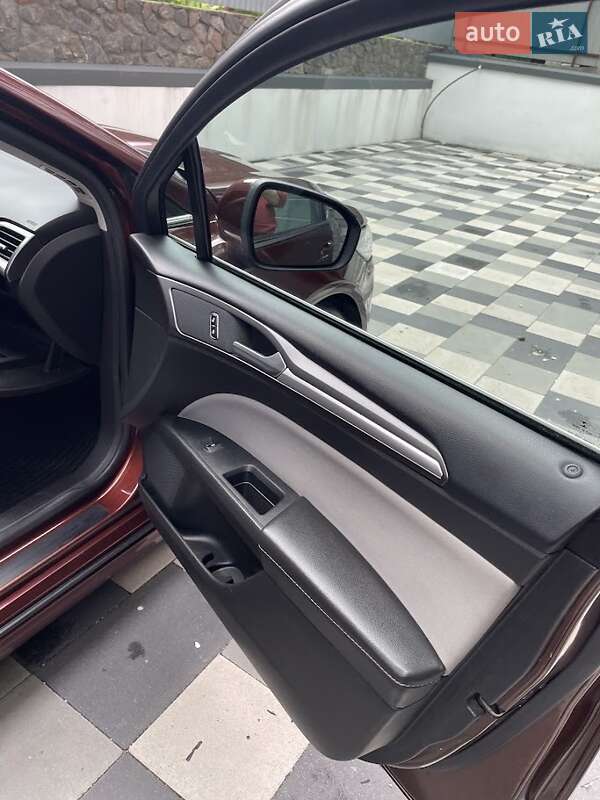 Седан Ford Fusion 2015 в Ирпене