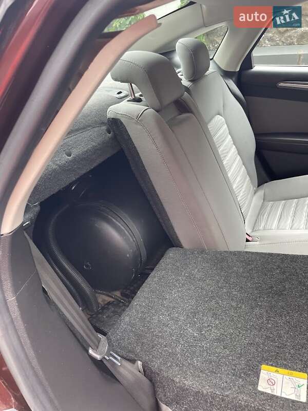 Седан Ford Fusion 2015 в Ирпене