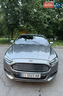 Седан Ford Fusion 2013 в 