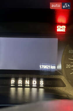 Седан Ford Fusion 2013 в 