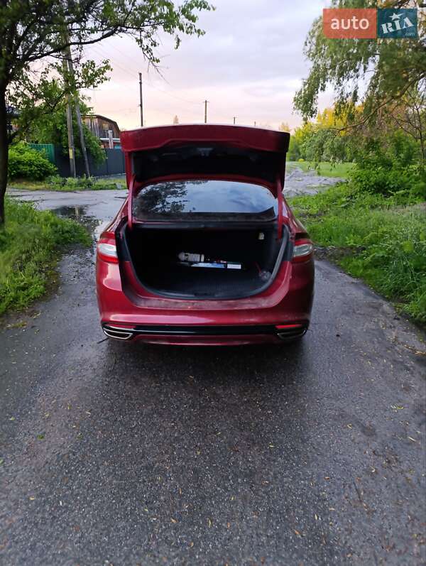 Седан Ford Fusion 2015 в Киеве фото 8 Седан Ford Fusion 2015 в Киеве