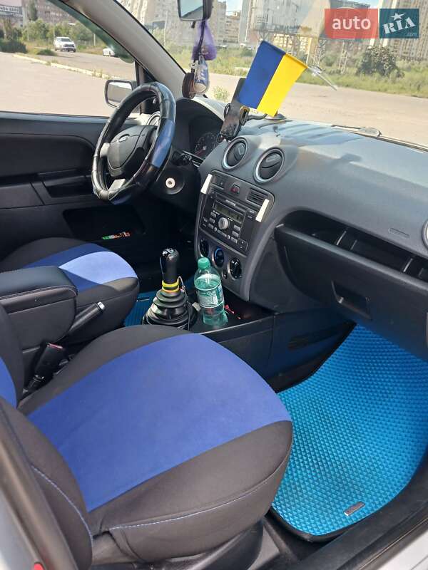 Хэтчбек Ford Fusion 2010 в Одессе