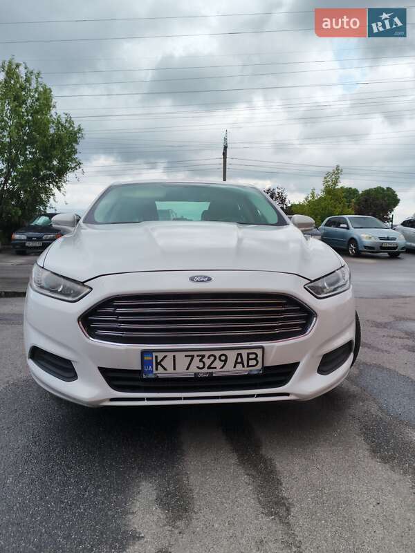 Седан Ford Fusion 2016 в Броварах