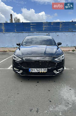 Седан Ford Fusion 2018 в 