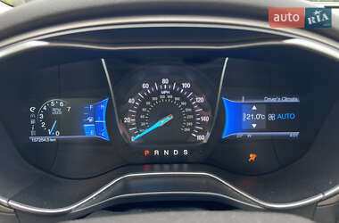 Седан Ford Fusion 2013 в 