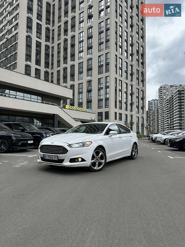 Ford Fusion 2016