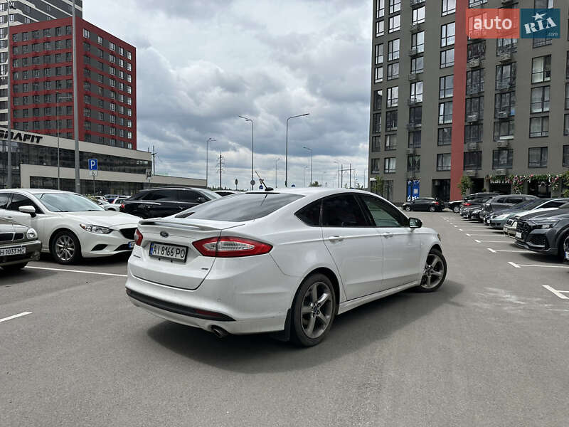 Седан Ford Fusion 2016 в Києві