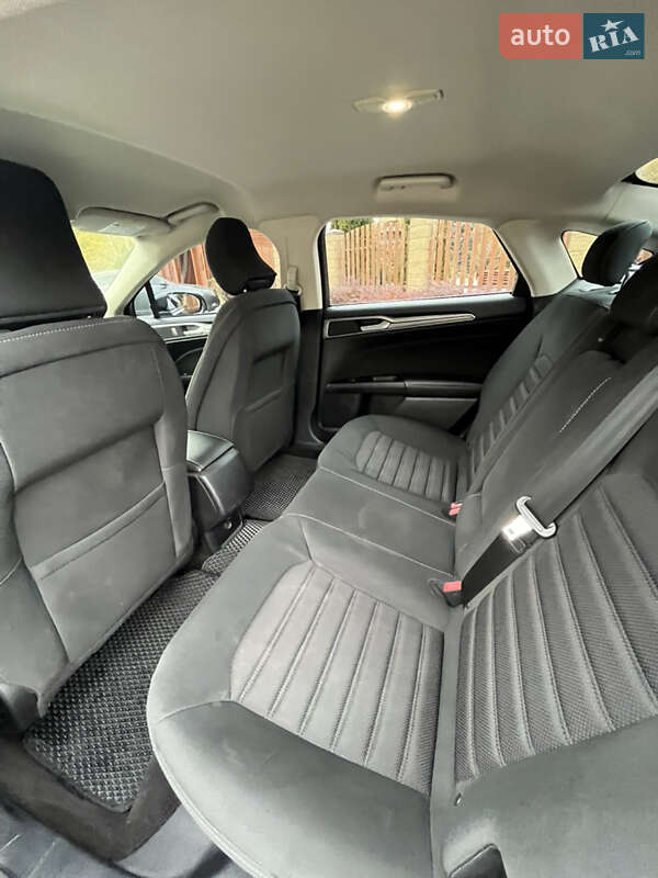 Седан Ford Fusion 2017 в Днепре
