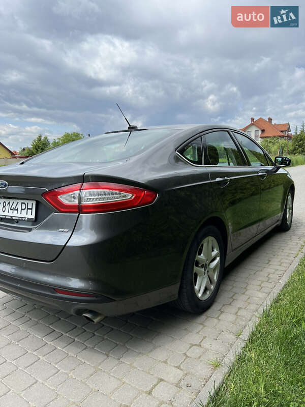 Седан Ford Fusion 2015 в Львове фото 5 Седан Ford Fusion 2015 в Львове