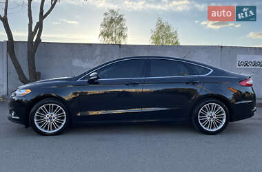 Седан Ford Fusion 2013 в 